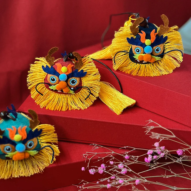 Chinese Traditional Auspicious Handmade Lucky Bag DIY Kit Cloth Art Dragon Blessing Bag Material Package Fortune Accessories