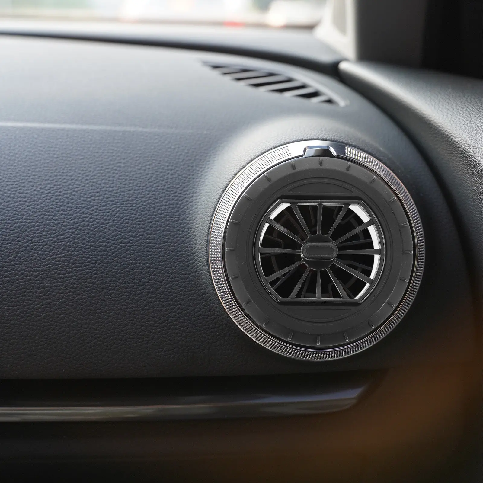 

Пластиковый поворотный на 360 градусов воздуховод для теплого воздуха, совместимый с большинством автомобилей, для автономного отопителя.