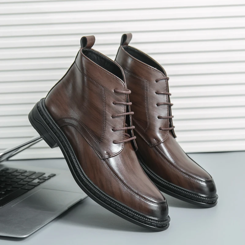 

Brand Men's Chelsea Boots British Designer Brown Business Patent Leather Boots Commuting Office Flat Casual Shoes Size：38-45