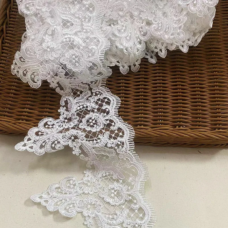 Delicate 1Yard 15cm wide Embroidery white Fabric Flower Venise Venice Mesh Lace Trim Applique Sewing Craft for Wedding Dec.