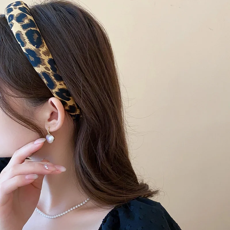 2 piezas europeas y americanas elegante leopardo bisel Retro mujeres diadema niñas bandas para el cabello diadema aro para vacaciones accesorios para el cabello