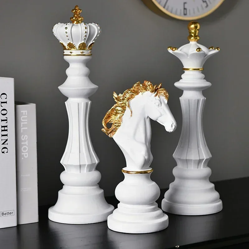 

Resin Chess Pieces Board Games Accessories Retro Aesthetic Room Decor for Interior Home Decoration Chessmen Sculpture