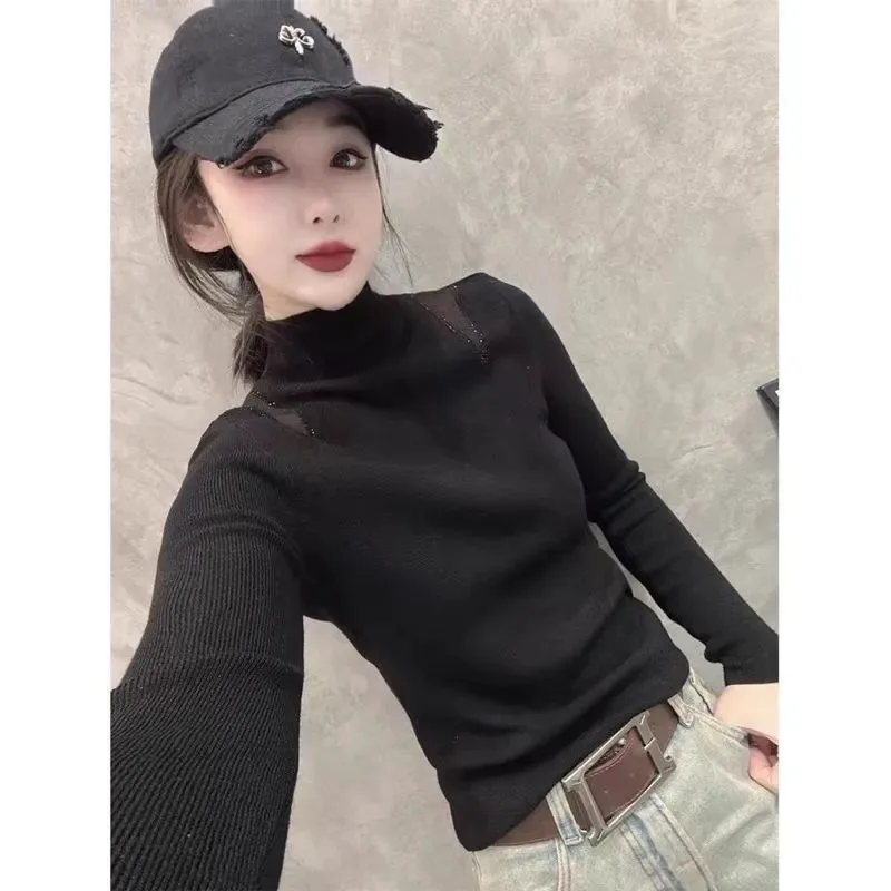 

Hollow Bottoming Thin Lace Top Layered with Knitted Long-sleeved Slim-fitting Sweater