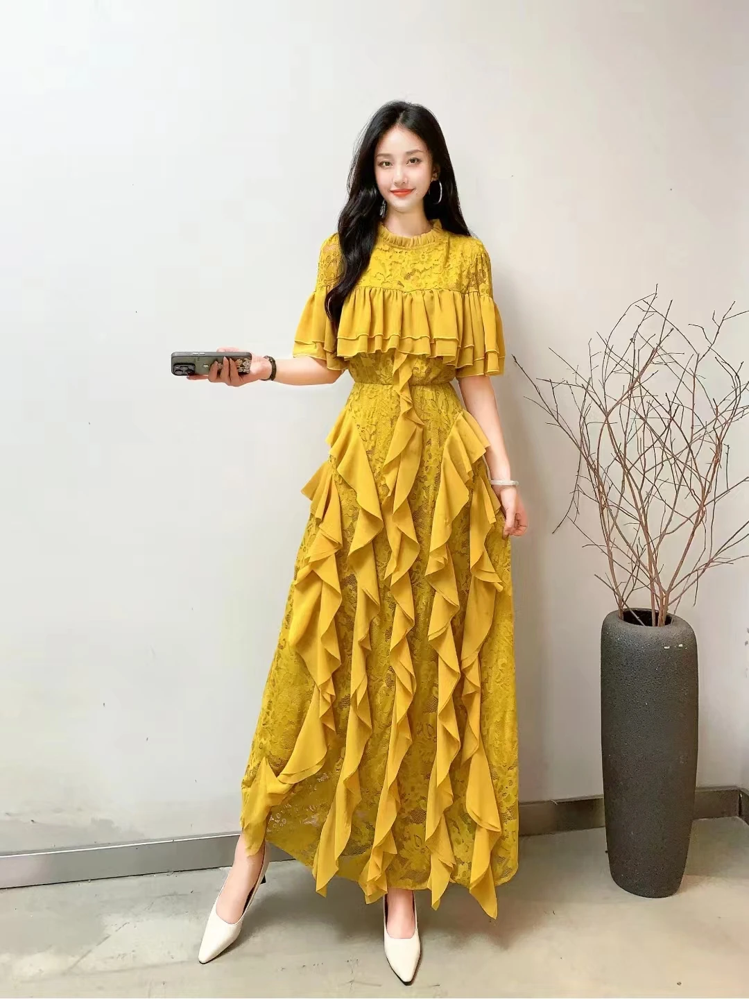 2024 New Summer Women O-Neck Short Sleeve Slim Long Dress High Quality Sweet Ruffles Patchwork Big Hem Lace Runway Dress