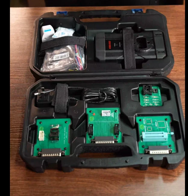 

CGDI CG100X New Generation Programmer for Airbag Reset Cluster Calibration and Chip Reading Get Free Pro V2 and D1 D2 Adapter