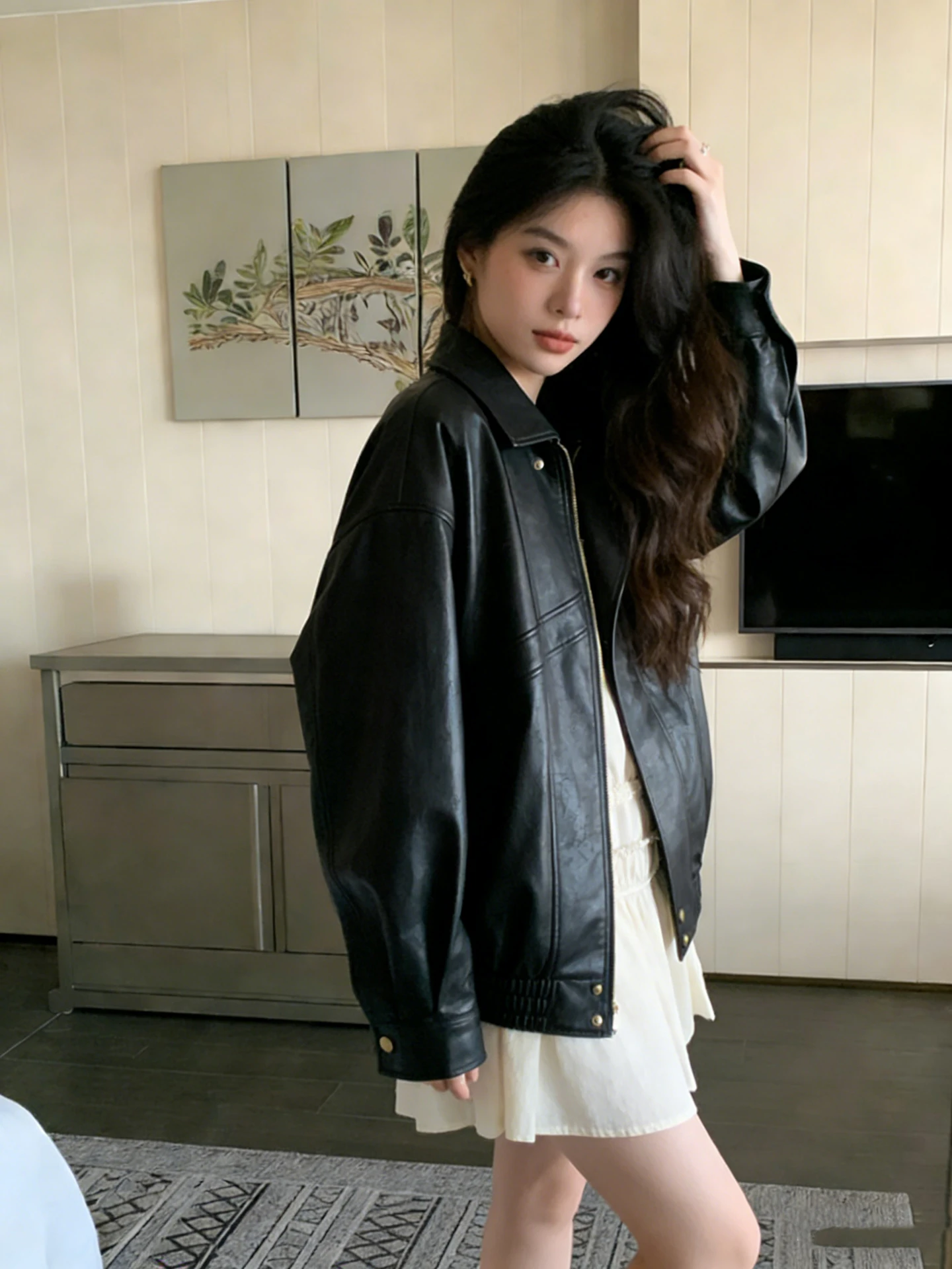 Jaqueta Feminina de Couro PU Preta Estilo Americano, Nova Coleção Primavera, Design Moderno, Casaco Curto para o Dia a Dia, Caimento Solto