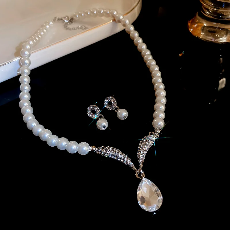 Bunte Strass-Wassertropfen-Runde Blumen-Halsketten für Frauen, Vintage, erweiterte Kragenketten, ästhetischer zierlicher Schmuck im Großhandel