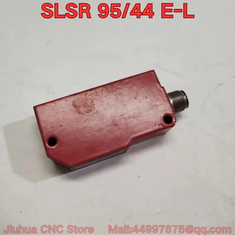 اختبار وظيفة الاستشعار الكهروضوئي SLSR 95/44 EL مستعمل عادي #5