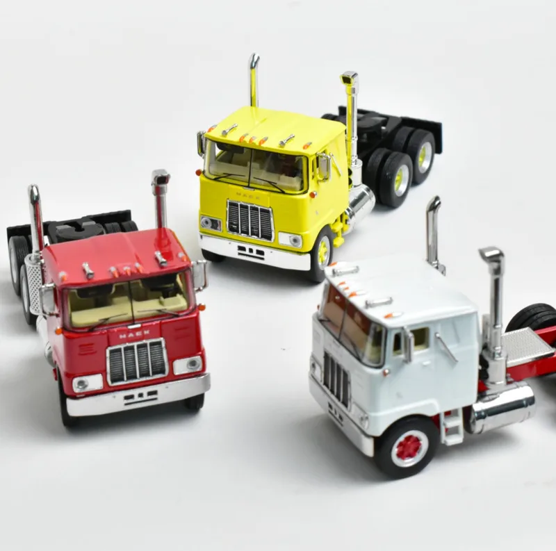 New Arrival Premium 1/64 Special Price Die-cast Metal American F700 Semi-trailer Truck Model Furniture Display Collection Toys