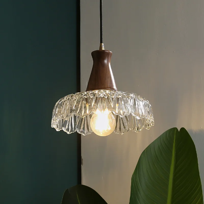 

Single head brass glass chandelier restaurant bar bedside B & B walnut chandelier