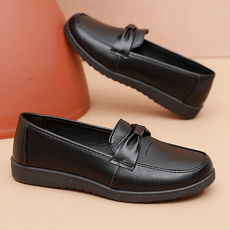 Women Basic Solid Tone Medical Staff Flats Pu Slip On Wear Resistant Cushion Sole Clinic Daily Healthcare Worker Footwear view 5