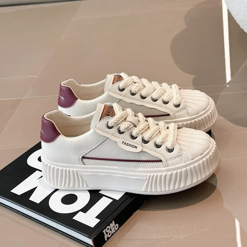 Shell Scalp Small White Shoes for Women 2025 New Versatile Thick Sole Sports Casual Female Shoes Autumn Popular Board Shoe Trend