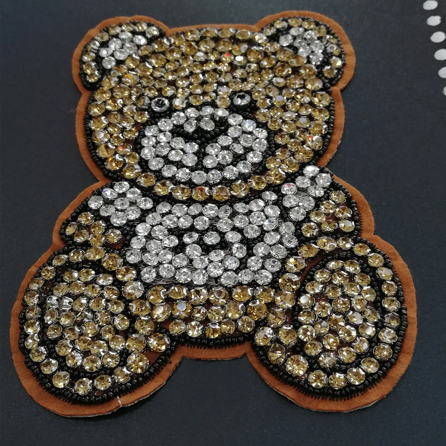 

Xinyu Spot Hot Sale New Handmade Beads Cartoon Rhinestone Bear Clothing Cloth Sticker, Shoes, Hats and Bags Decorations