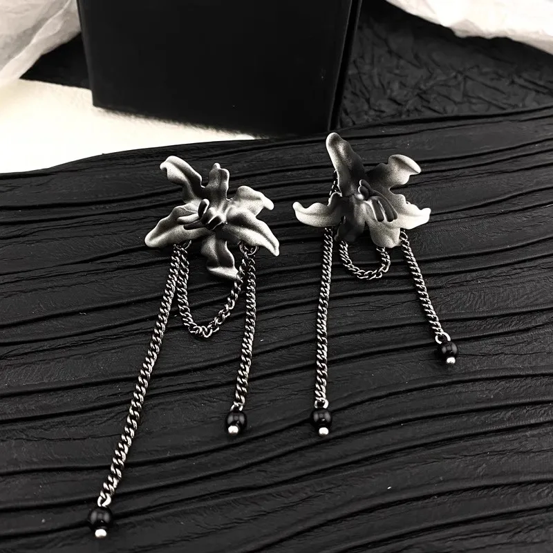 Dark Flower Gradient Lily Silver Pin Earrings Women and Men Tassel Sweet Cool New Chinese Gothic Necklace