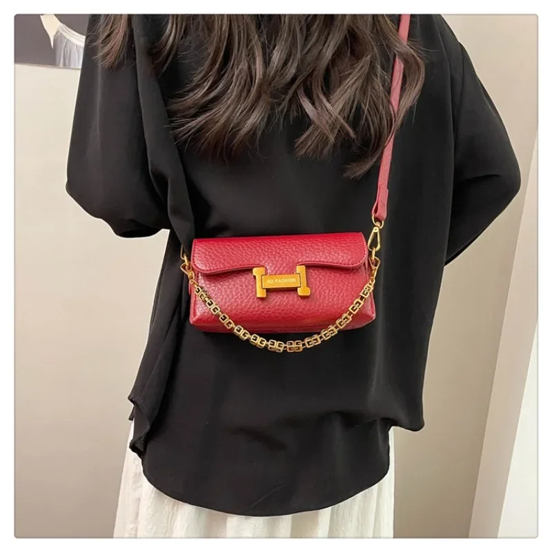 

High-Quality Leather Crossbody Bag for Ladies by Luxury Brand - Women's Shoulder Messenger Handbags Classic Elegant