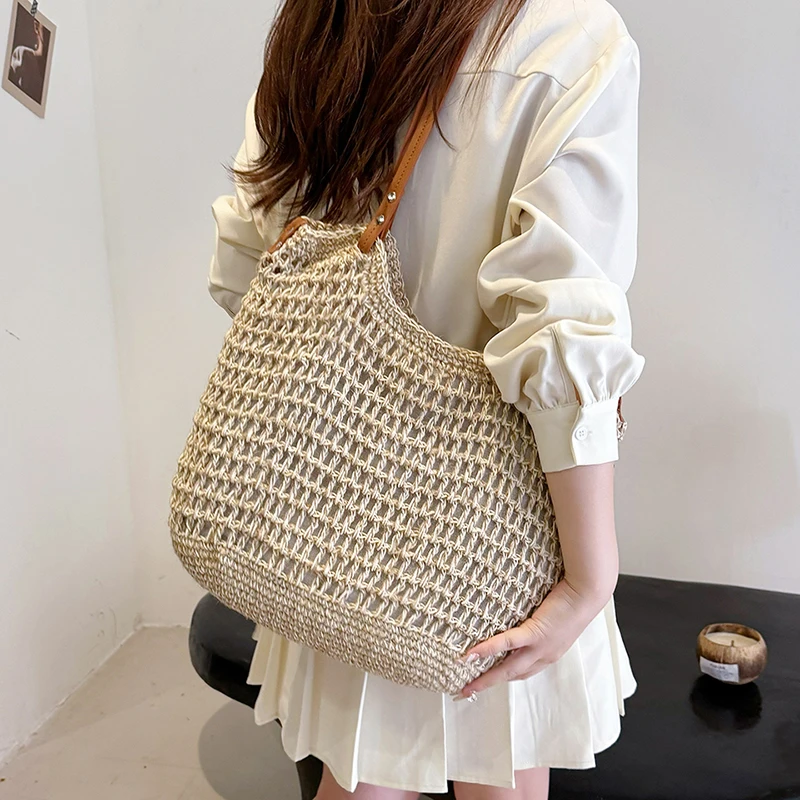 

2024 New Fashion Vintage Straw Woven Bag For Women Handbags Rattan Crochet Shoulder Bag Casual Commute Summer Beach Tote Bag