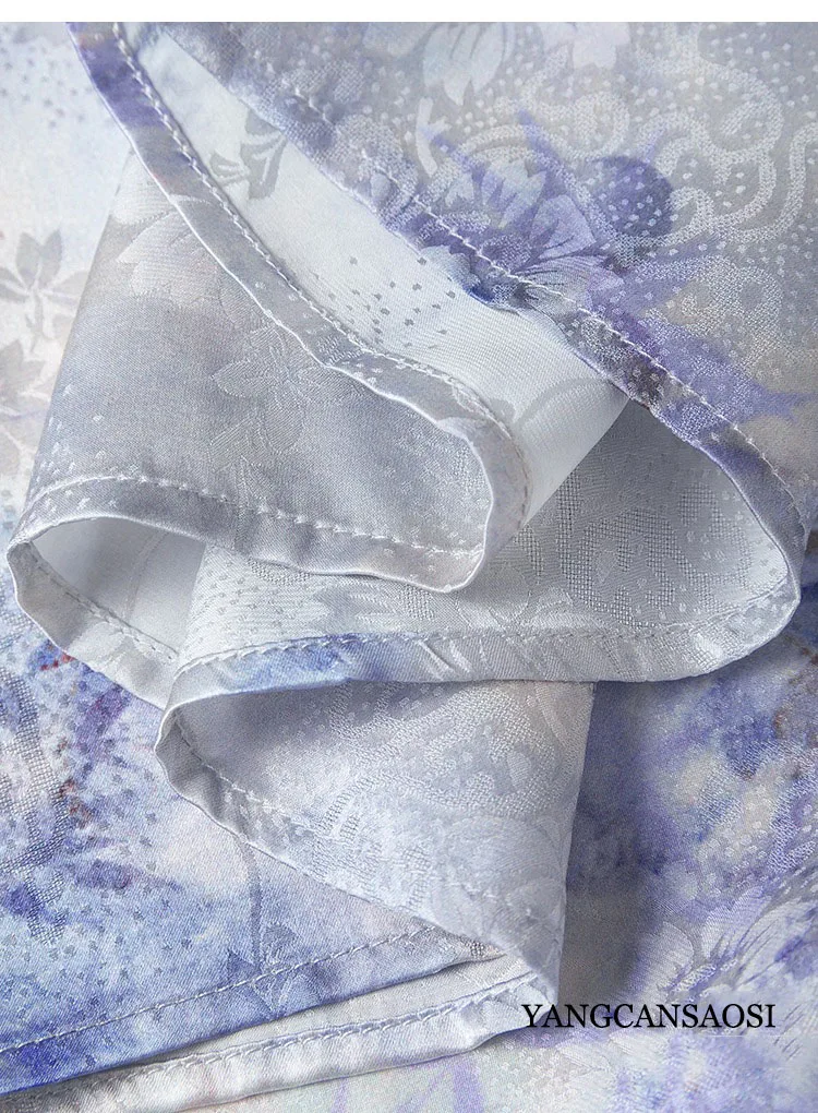 المرأة عادية أوائل الخريف نمط جديد 100% حرير التوت الطبيعي HuaLuo الرقبة المستديرة ثلاثة أرباع فانوس كم تي شيرت مطبوع