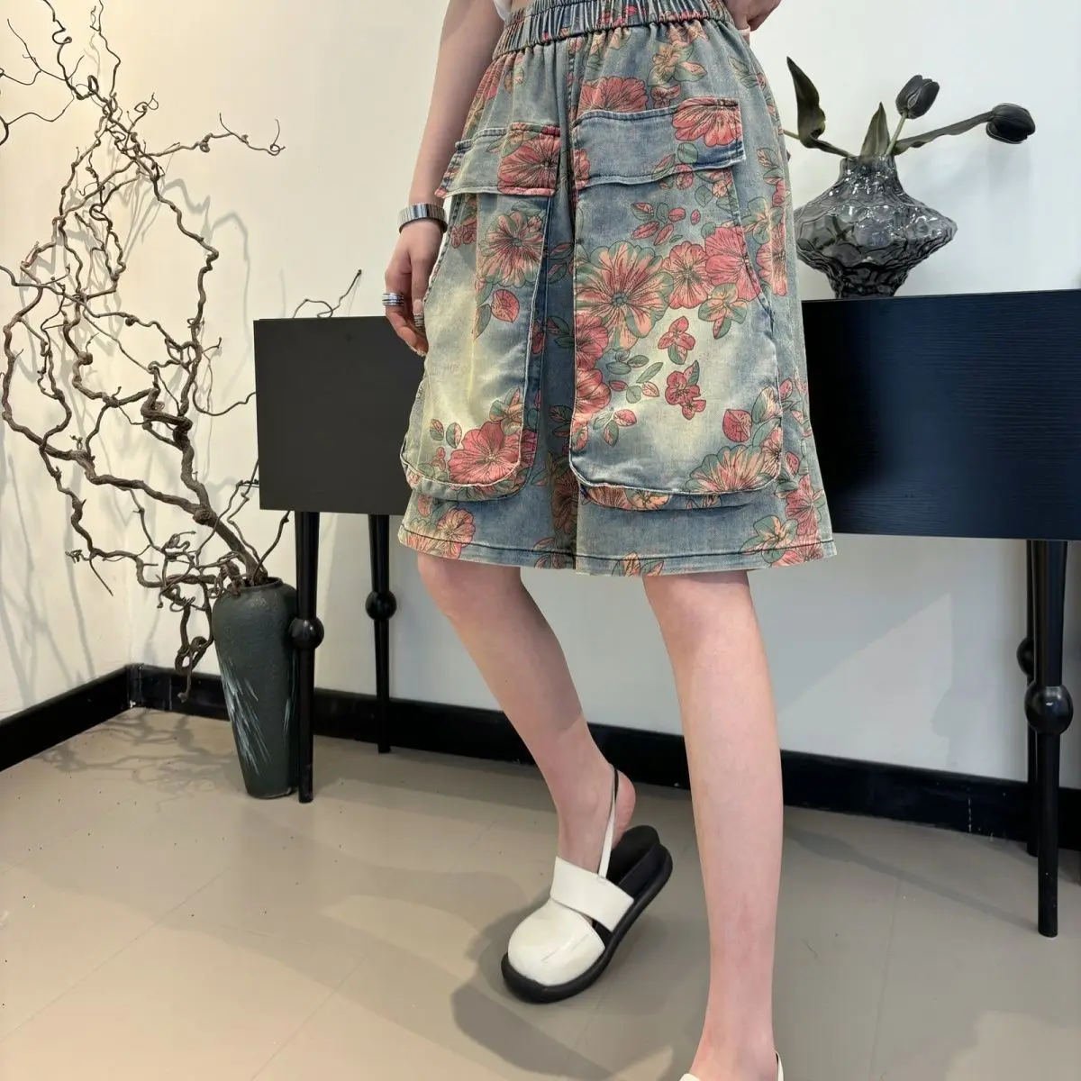 High Waist Casual Jeans Shorts Women Denim Shorts Vintage Summer Floral Print Loose Big Pocket Lady Denim Pants New Chic Clothes
