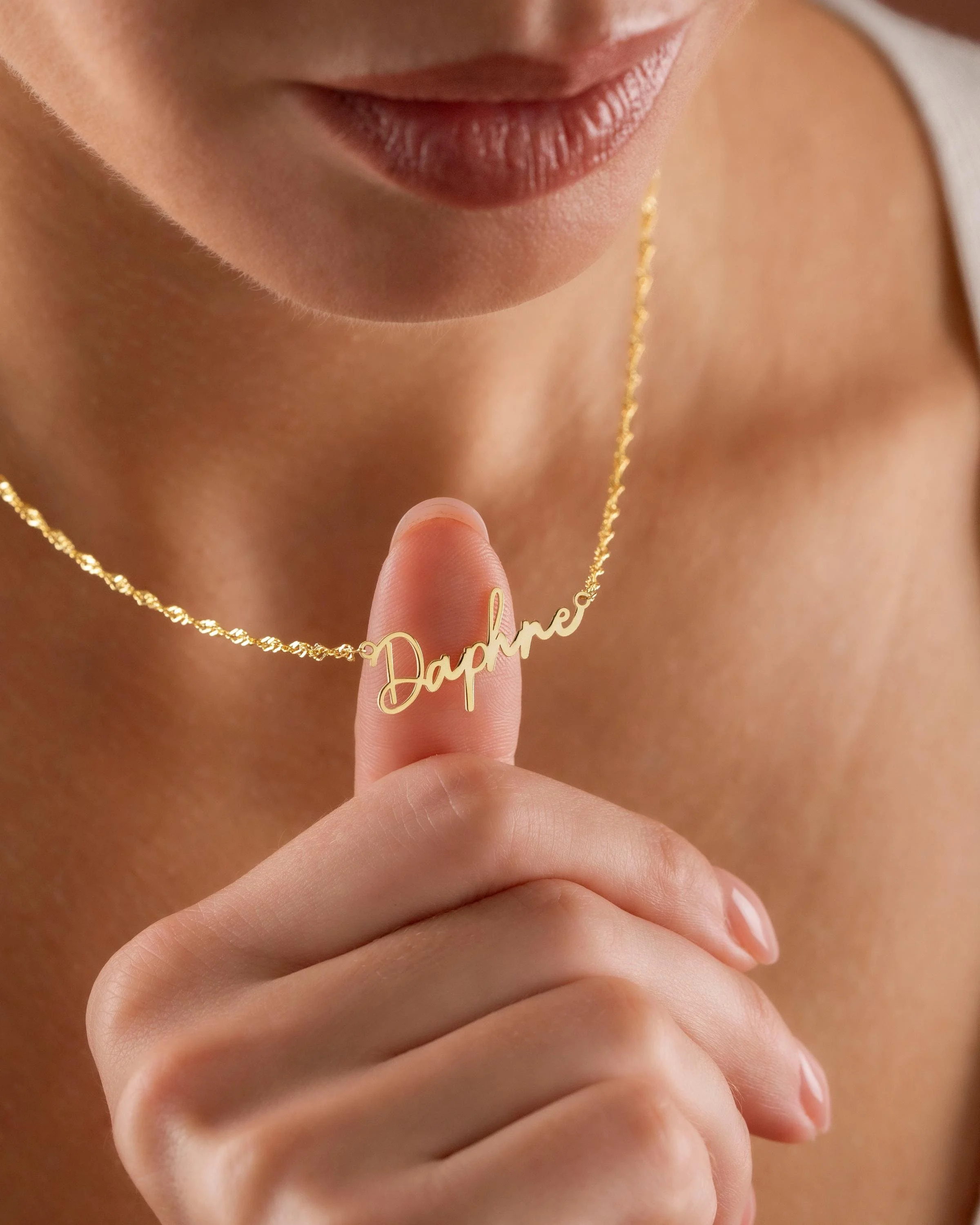 Custom Stainless Steel Gold Name Necklace with Lip Chain Handmade Jewelry Personalized Birthday Gift for Her Mom
