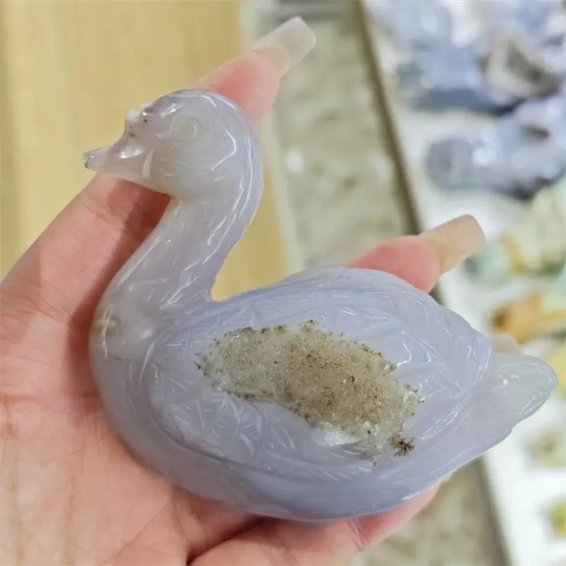 

Натуральный жеодный агат, лебедь, резьба, энергетический драгоценный камень, Рейки, исцеление, украшение для дома, коллекция праздничных подарков, 1 шт.