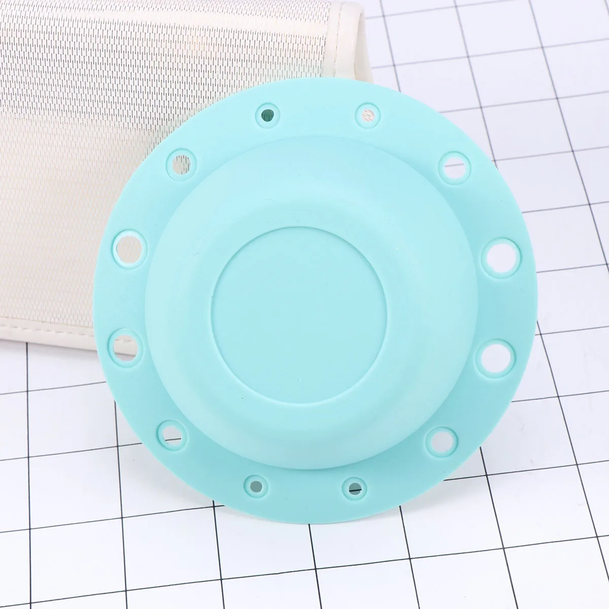 

1Pcs Silicone Brush Cleaner Mat Mint Green Makeup Brush Washing Pad Star Texture Deep Clean Tool Holder Drying Holes