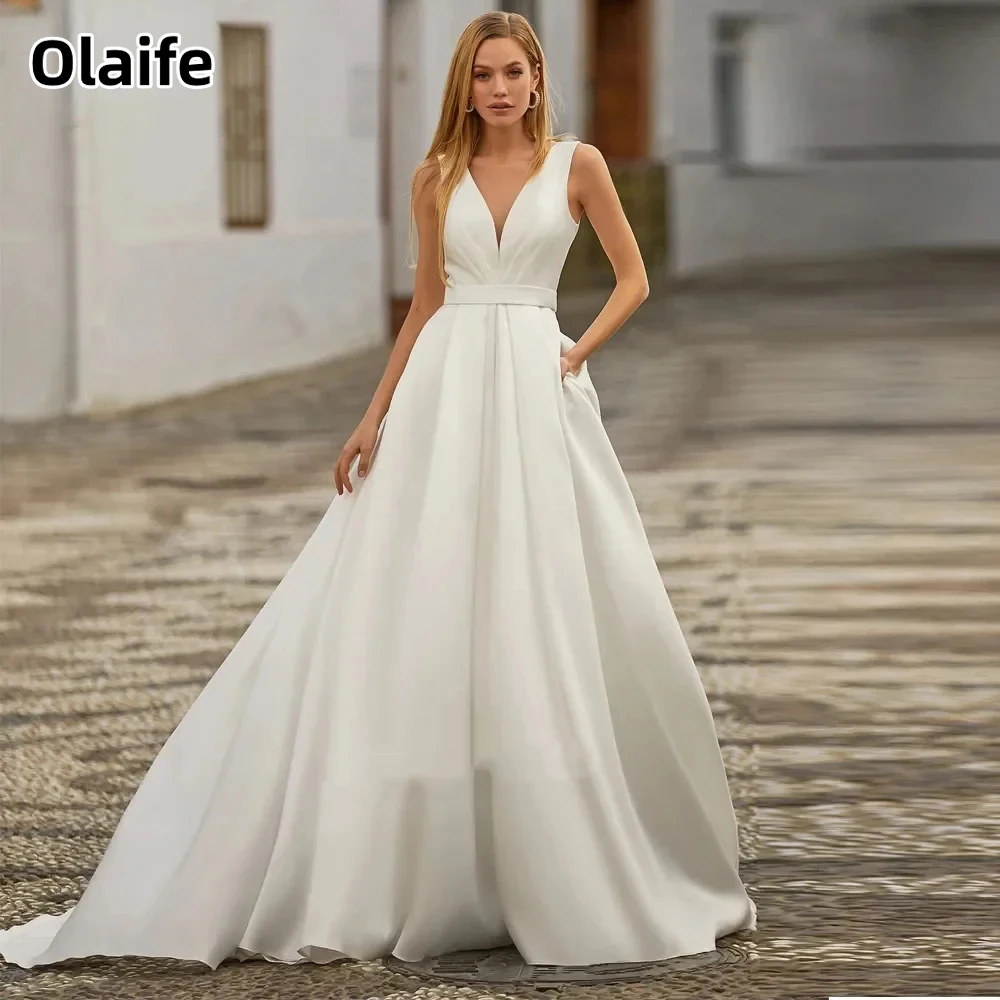 Olaife Satin Deep V Neck Wedding Dresses Backless Buttons Sleeveless Pleat Satin Sweep Train Long Bridal Gown Vestido de novia