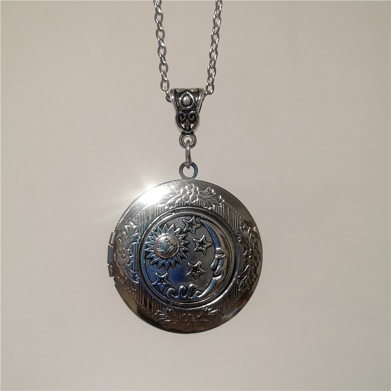 Edelstahl Vintage Sonne Mond Stern Runde Gravierte Öffnbare Foto-Medaillon Anhänger Halskette für Damen und Herren, Trendiger Schmuck