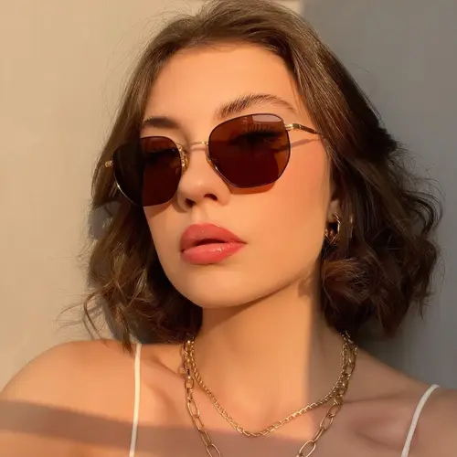 Imagen 2 del producto ZENOTTIC Gafas de sol retro polarizadas hexagonales para hombres y mujeres, diseño de marco de metal vintage, protección UV, tonos de moda