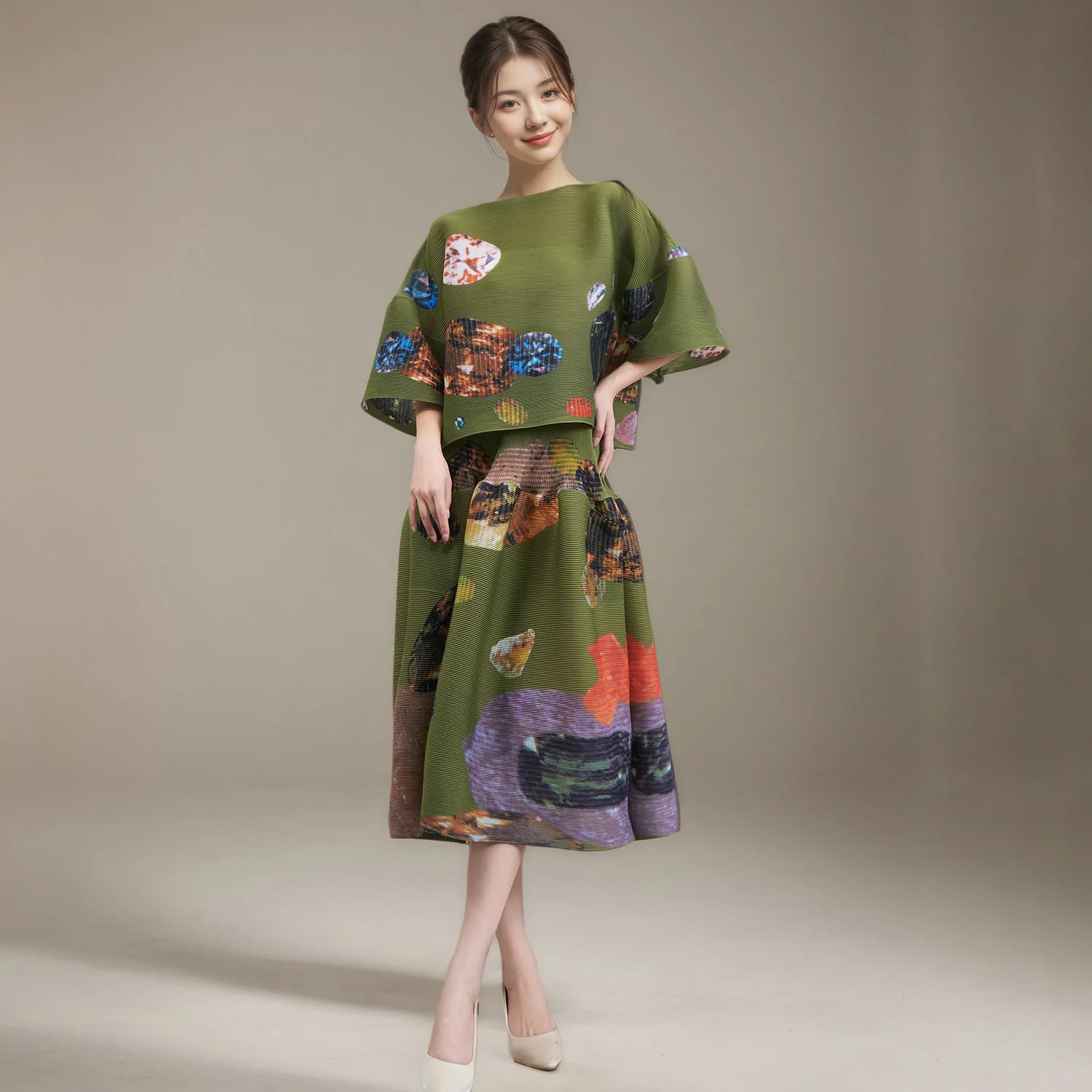 

Miyake плиссированный комплект весны/лета 2026, нарядный плиссированный комплект с юбкой, летний топ премиум-класса с принтом на одной шее, полуюбка с эластичной резинкой на талии