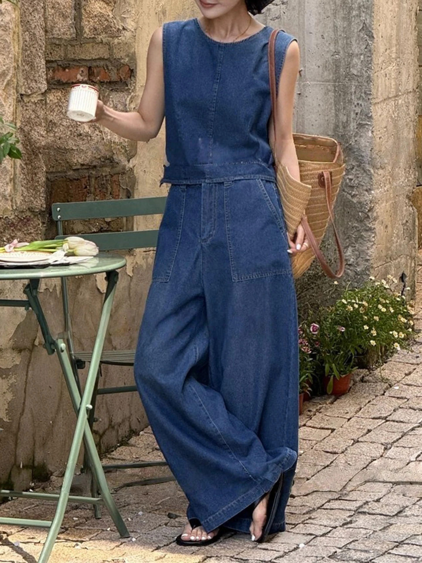 

Summer 2026 Women's Denim Vest High Waist Wide Leg Pants Two-Piece Set Sleeveless Versatile Korean Style Fashion Trend