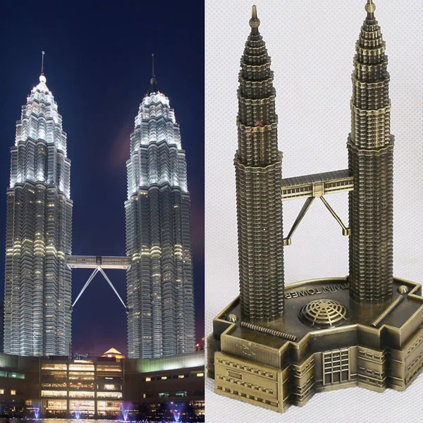 Retro Alloy Crafts Kuala Lumpur Petronas Twin Towers Model for Travel Memorial Home Office Decoration Gifts Collection