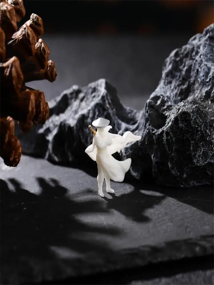 MiniindicCool-Figurine de Sman Sans-abri de Kung Fu, Décoration de Bureau en Noir et Blanc, Mini Ornements, Plante, Disposition de Table de Sable