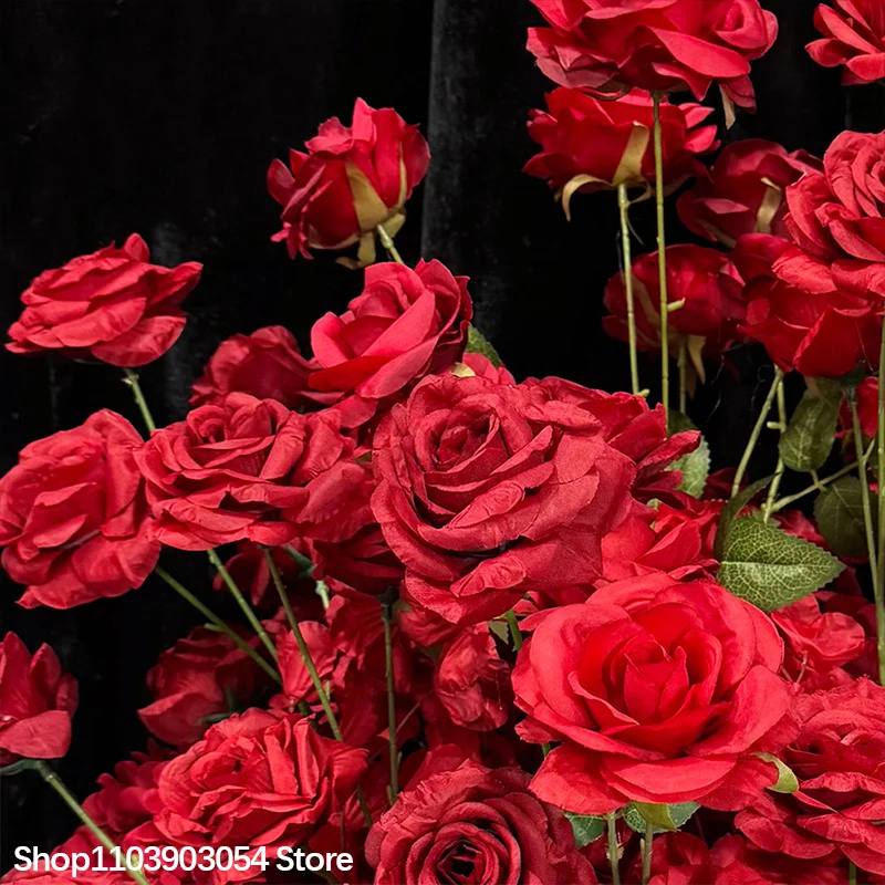 Maßgefertigter Künstlicher Blumenball Rote Rose Hochzeitstisch-Mittelstück Event-Party Bühnen-Dekoration Blumen-Schaufenster-Dekoration 70/30cm – Detail 5