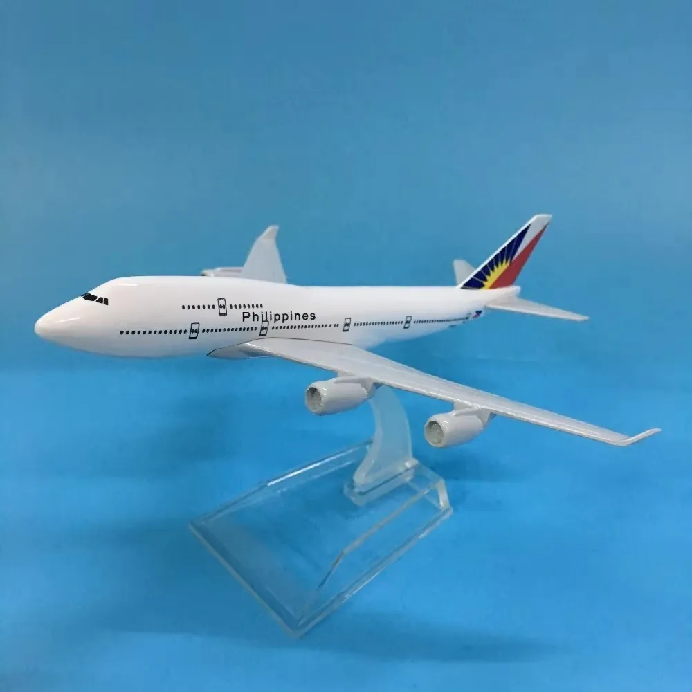 16CM 1:400 Scale 747 Alloy Metal Aircraft Model Air Philippines B747-400 With Aircraft Stand Collectible Gift Display Model