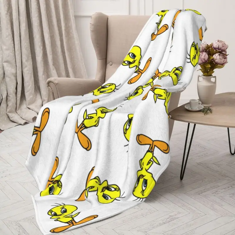 Custom Yellow Bird Cartoon Games Tweetys Blanket Warm Fleece Soft Flannel Throw Blankets for Bedding Sofa Office Spring