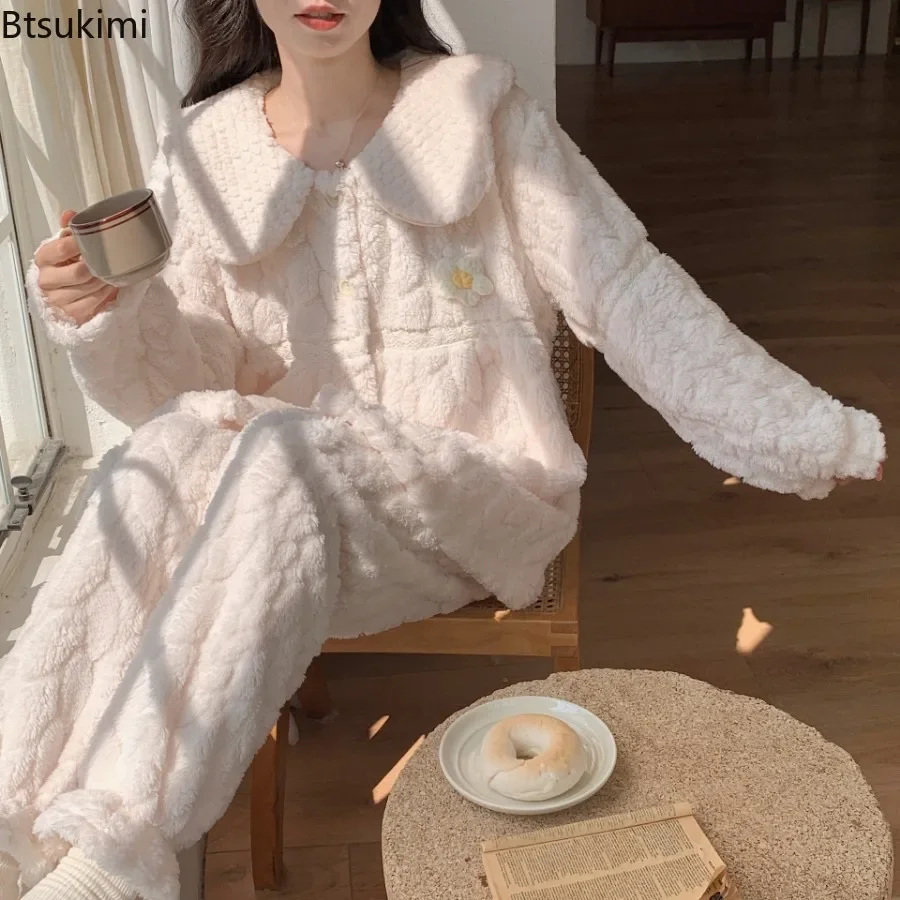 

Autumn Winter Thicken Flannel Pajama Sets for Women 2025 Coral Velvet Warm Homewear 2-pieces Sweet Casual Sleepwear Outfit Femme