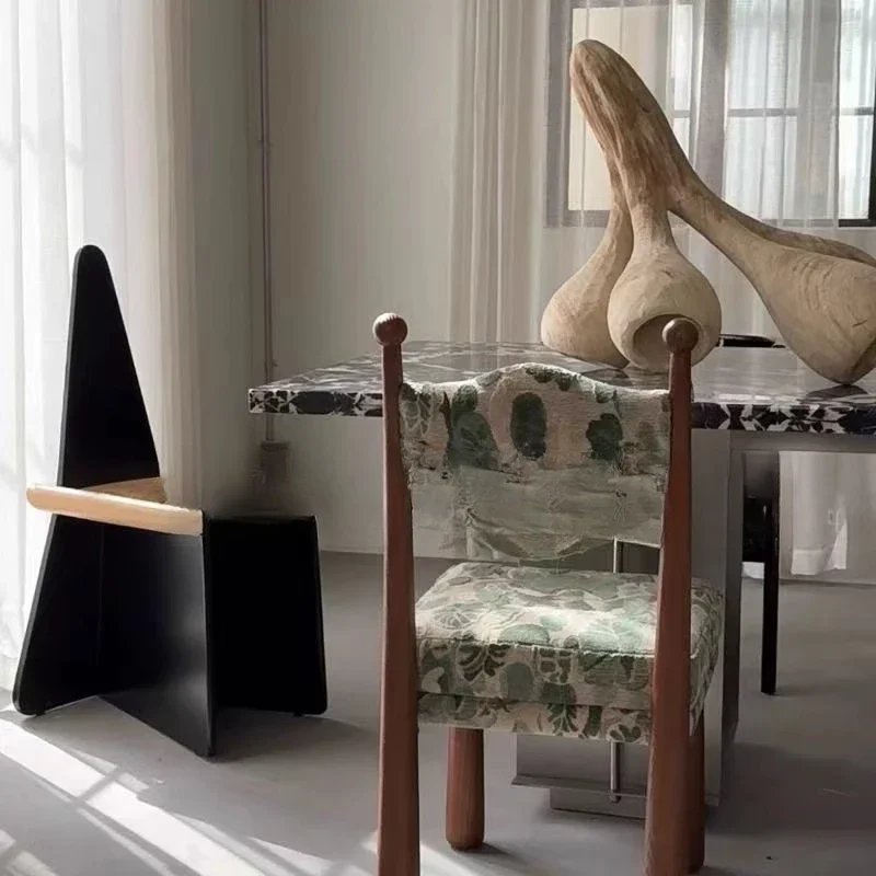 Cadeira traseira triangular simples retro casual café cadeira única