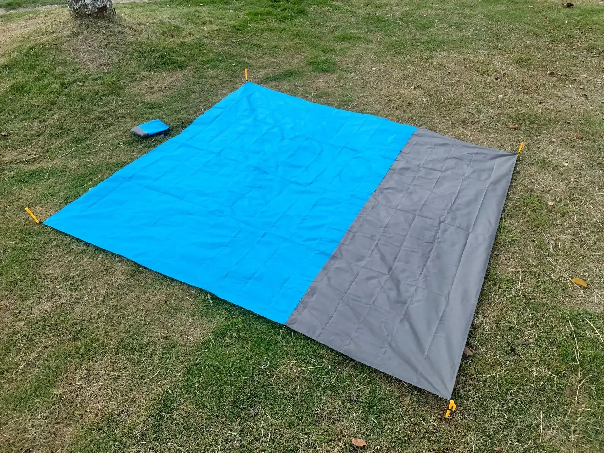 Waterproof Camping Mat Beach Blanket Outdoor Portable Lightweight Mattress Picnic Blanket Tourism Ground Carpet Folding Tent