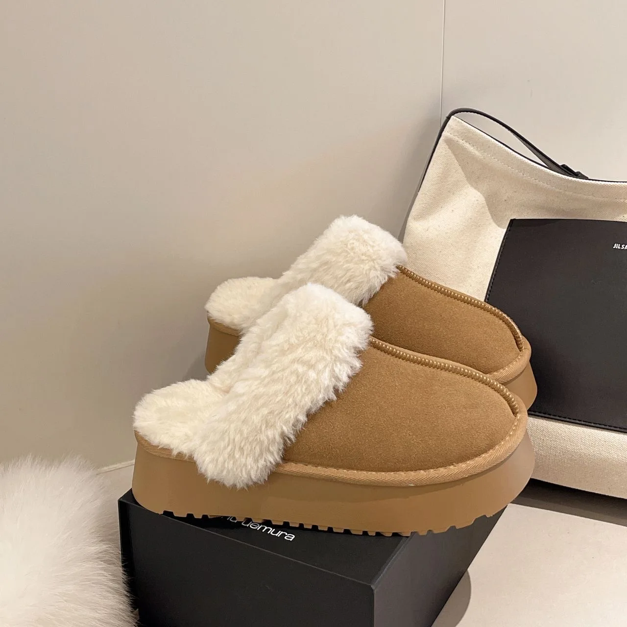 أحذية الثلوج الدافئة ذات النعل السميك للنساء لشتاء 2025 فرو سميك دافئ متكامل مريح مقاس كبير أحذية ماو ماو ماو. #3