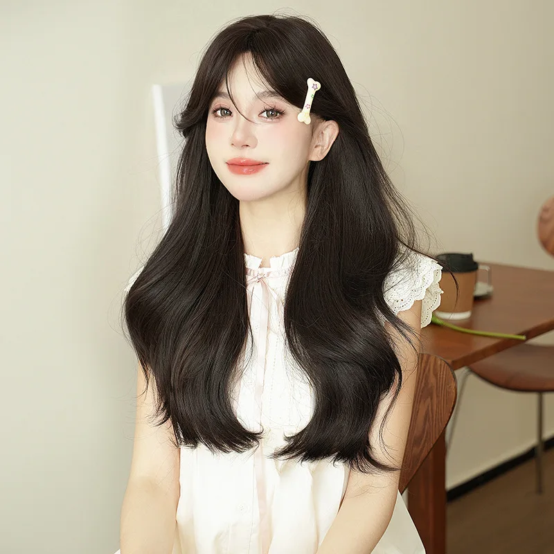 

Synthetic Long Wavy Hair Wig Big Wave Full Head Comfortable Natural Look Fashion Star Style Daily Party Dating Wear