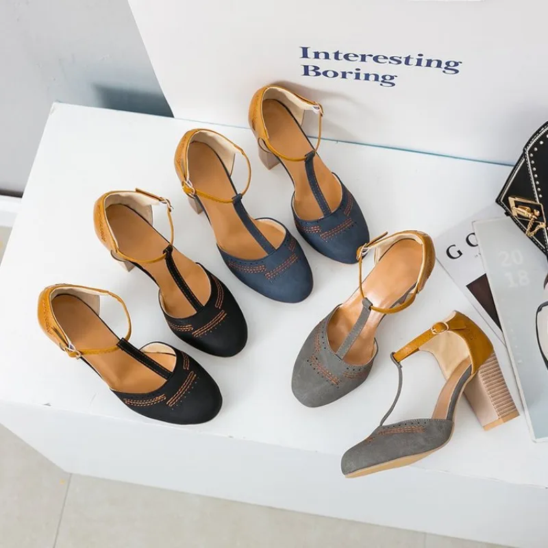 New European and American Style Retro Round Toe Color Block Plus Size Unique Niche Fashion Women's High Heel Chunky Heel Sandals