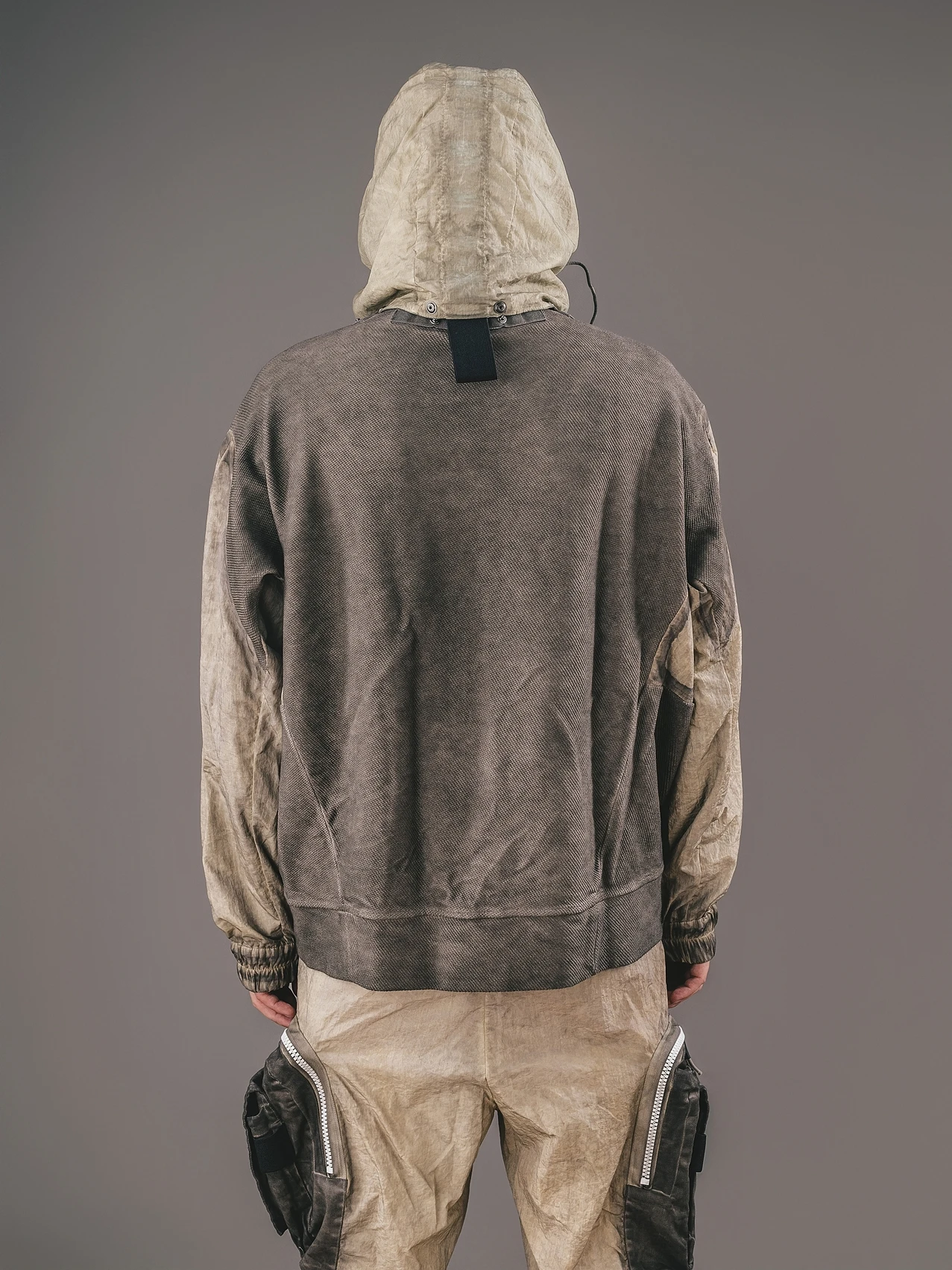 Techwear WasteLand Wind Overlapping Design Heavy Industry Old Washing Process Three-Dimensional Large Pocket Pullover Sweater