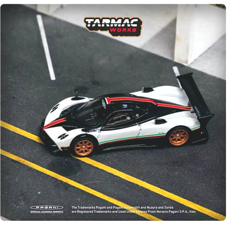 

Tarmac работает 1:64 модель автомобиля Paga Zonda R коллекция литого супер автомобиля белого цвета