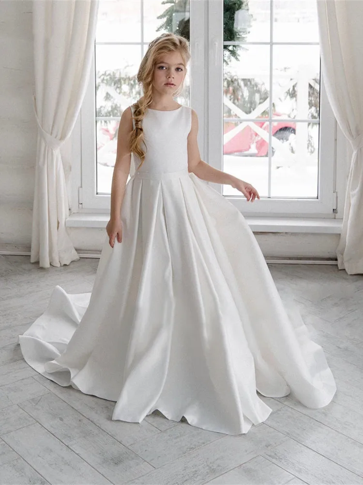 2024 Girls Solid Sleeveless Trailling Kid Girl Dress Simple Elegant Wedding Children Dresses Kids Bridesmaid Backless Costume