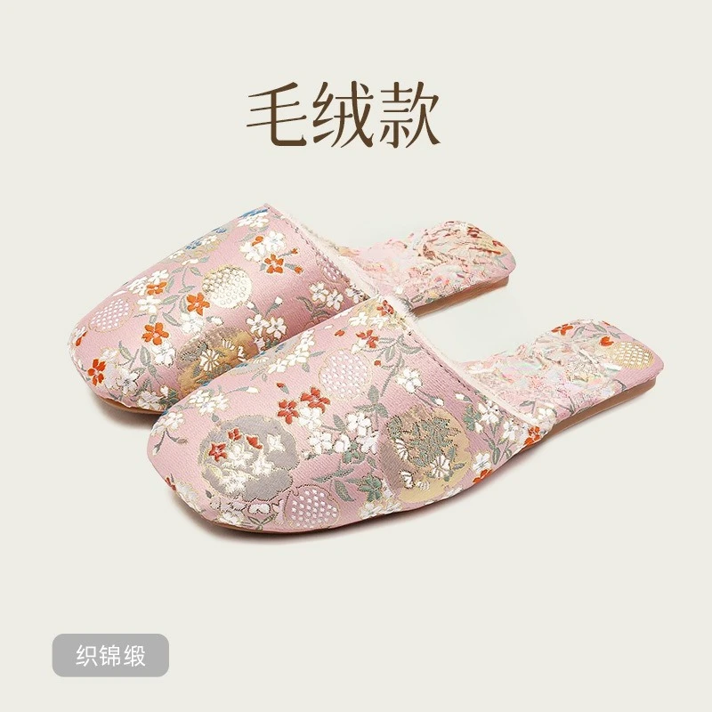 Autumn and winter national style flower embroidery traditional aesthetics velvet warm cotton slippers