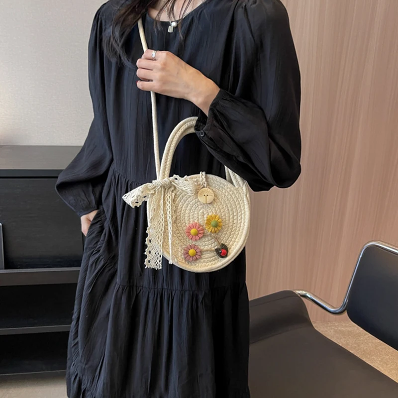 2024 Cotton Rope Round Straw Beach Bag Vintage Handmade Woven Shoulder Bag Crossbody bag Bohemian Summer Vacation Casual Bags