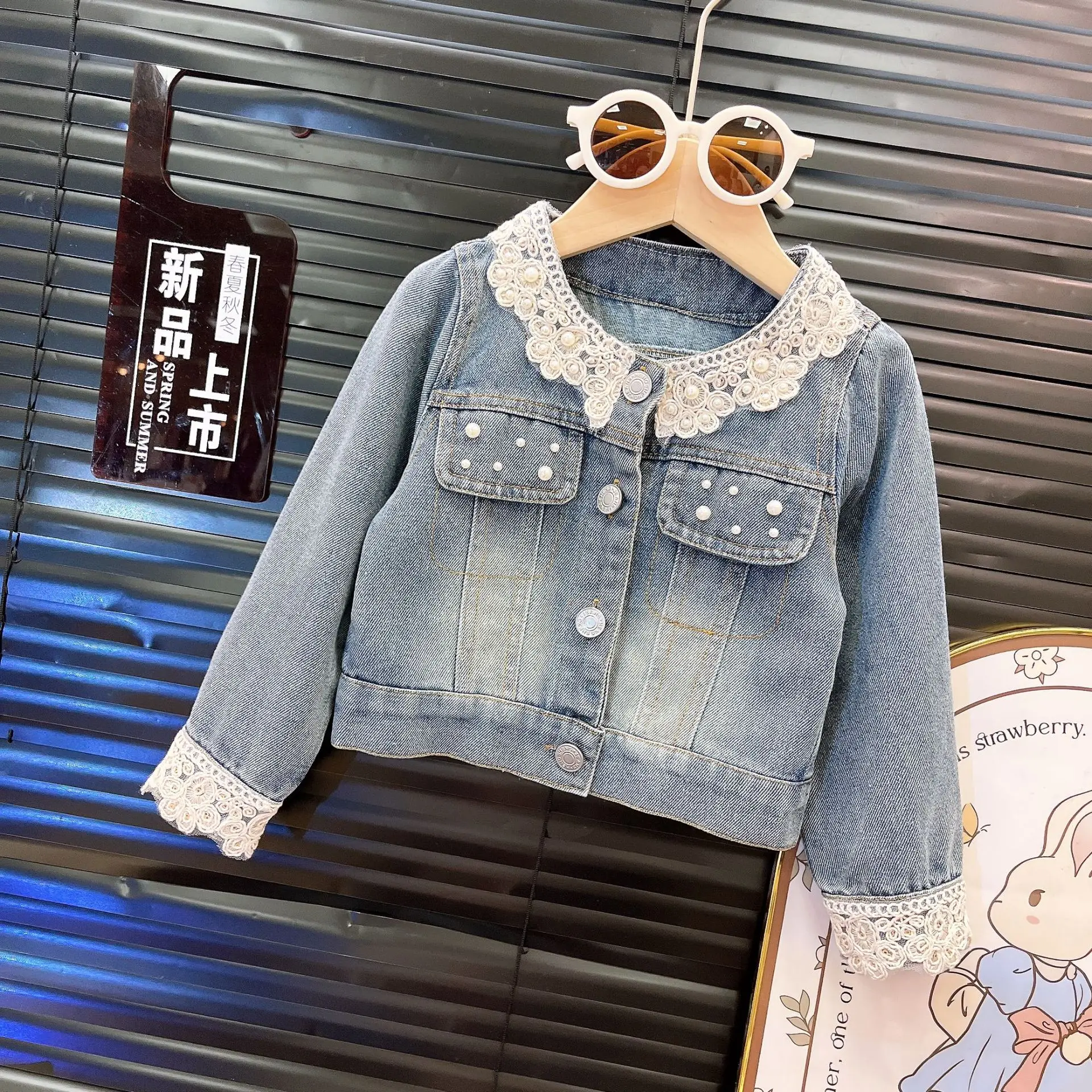 Mädchen-Spitzenkleid & Jeansjacken-Set – 2-teiliges Prinzessinnen-Outfit mit Rüschendetails, Lässige Kinderkleidung, Kleider für Mädchen – Detail 6