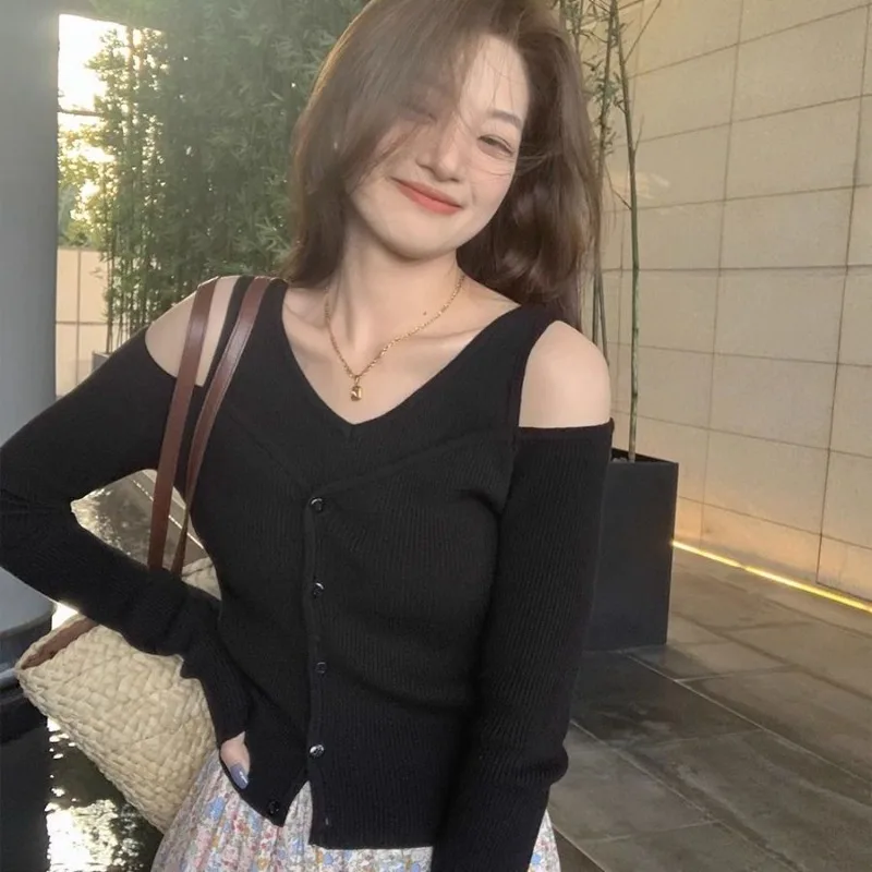 2024 New Fashion Spring Design t-shirt donna maglieria con spalle scoperte a maniche lunghe Top donna Sexy