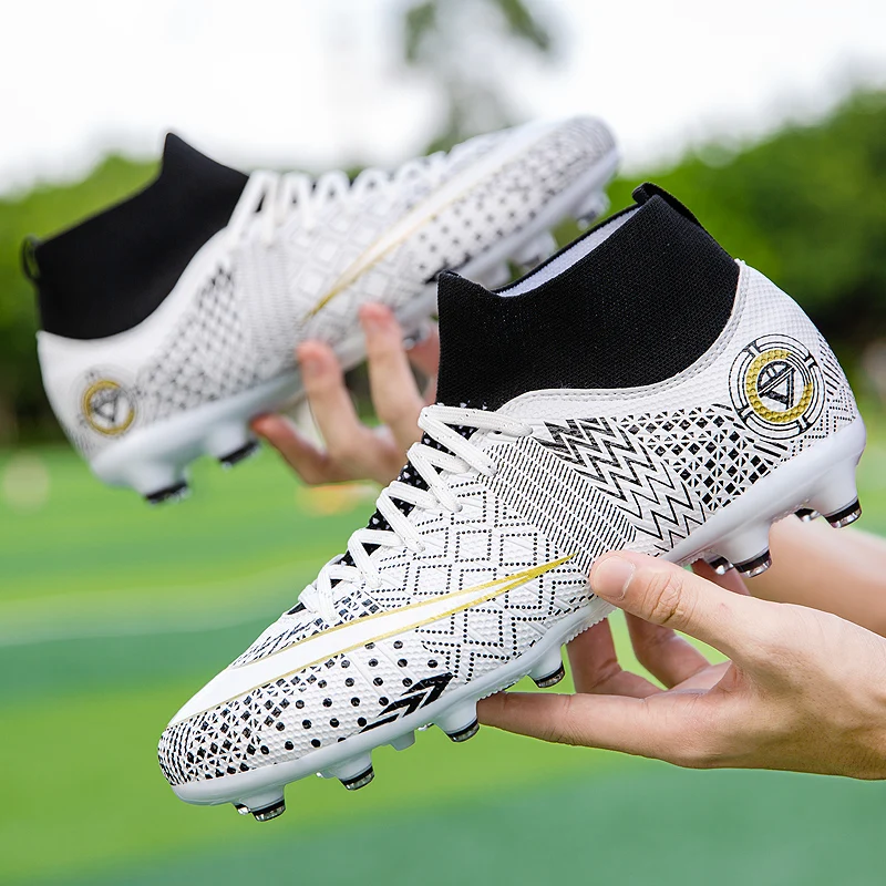 

2025 Hot-Selling Football Boots Men's Soccer Cleats TF/FG Kids Wear-Resistant Training Shoes Outdoor Non-Slip Sneakers