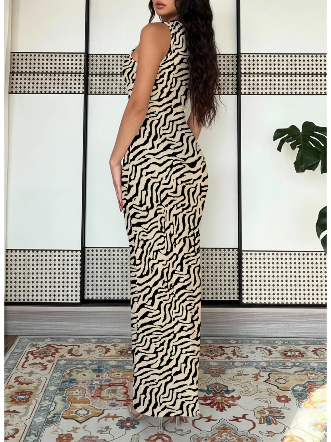 Women's Geometric Two-Color round Neck Sleeveless Dress Summer Casual Comfortable Fashion with Suspender Long Skirt